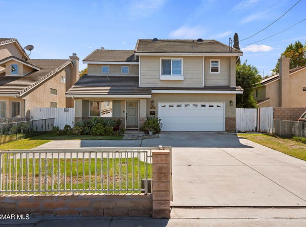 21050 Saticoy Street, Canoga Park, CA 91304