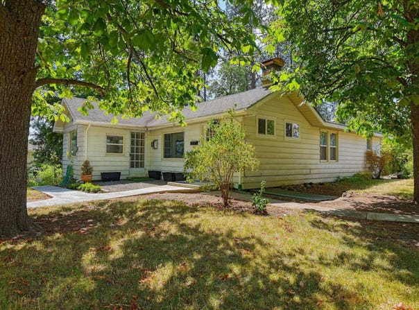 624 LINCOLN St, Cheney, WA 99004