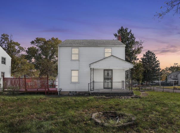 1938 Myrtle Avenue, Columbus, OH 43211