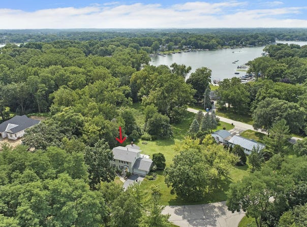 9120 400th Ave, Genoa City, WI 53128