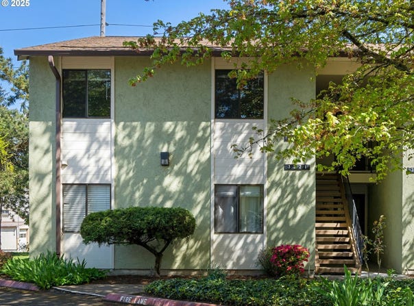 3329 NE 162ND AVE, Portland, OR 97230