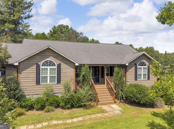 131 Pine Oak Drive, Martin, GA 30557