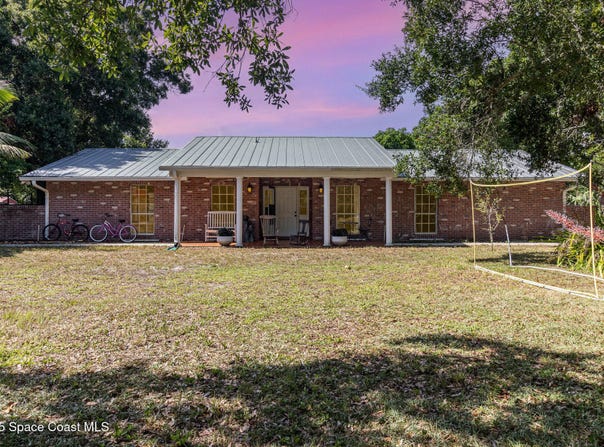 4685 Sand Point Road, Grant, FL 32949