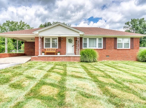 906 Sunset Lane, Russellville, KY 42276