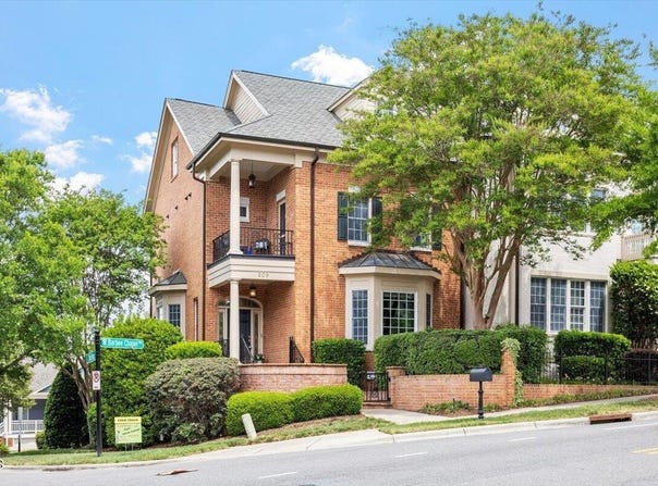 308 W Barbee Chapel Road, Chapel Hill, NC 27517