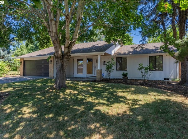 10405 NW 24TH AVE, Vancouver, WA 98685