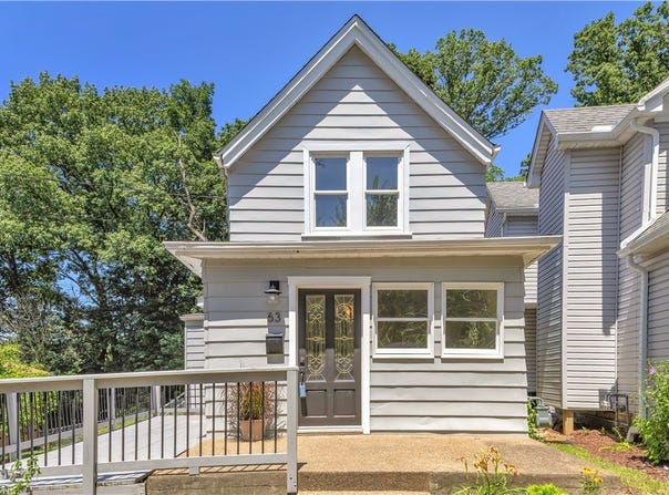 63 Arlington Park, Mt Lebanon, PA 15234
