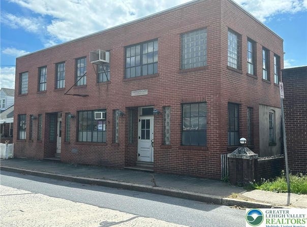 324 Washington, Walnutport Boro, PA 18088