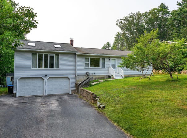 48 Albion Road, Windham, ME 04062