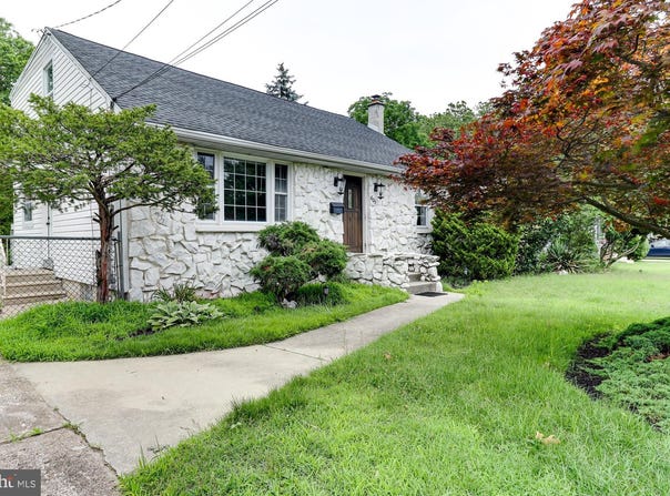605 4TH AVENUE, LINDENWOLD, NJ 08021