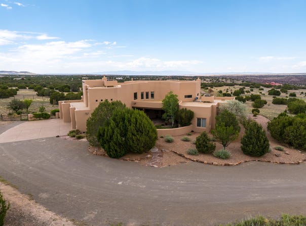 21 Canada Vista Drive, Sandia Park, NM 87047
