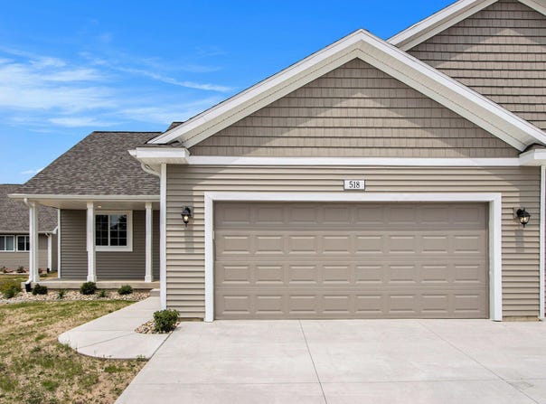 518 McKinley Court, Three Rivers, MI 49093