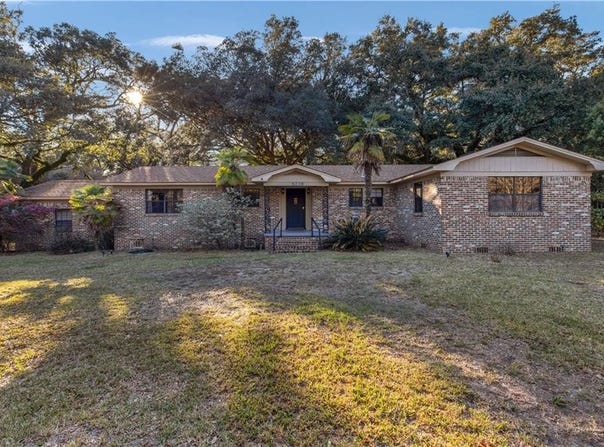 5238 Carol Plantation Road, Mobile, AL 36619