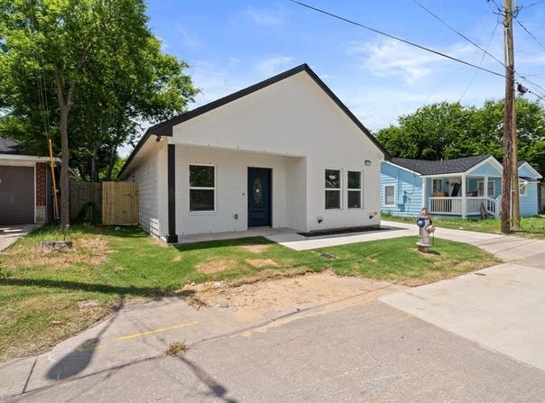 301 Henry Street, Waxahachie, TX 75165
