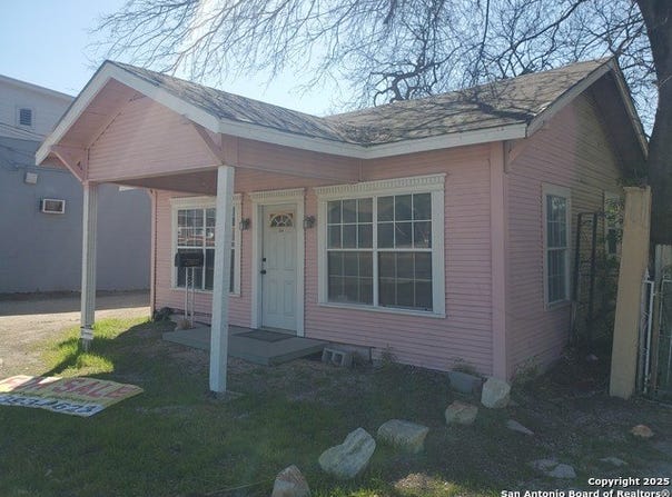 614 W Hildebrand, San Antonio, TX 78212