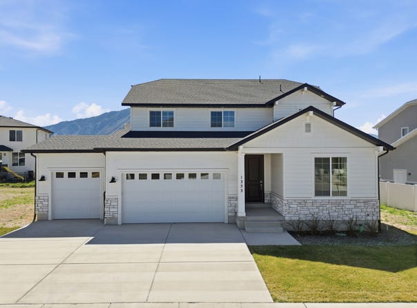 1353 W MAPLETON Ct, Mapleton, UT 84664