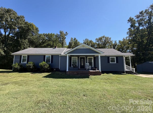 636 Willis Road, Dallas, NC 28034