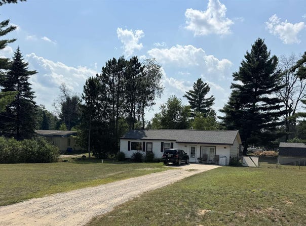 5276 Silver Creek Drive, Alger, MI 48610