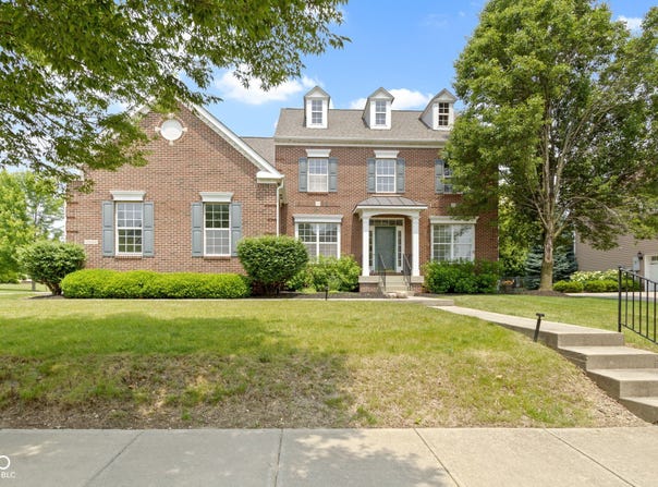 13624 Alston Drive, Fishers, IN 46037