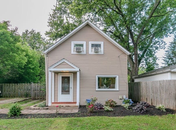 7568 Center Street, Mentor, OH 44060