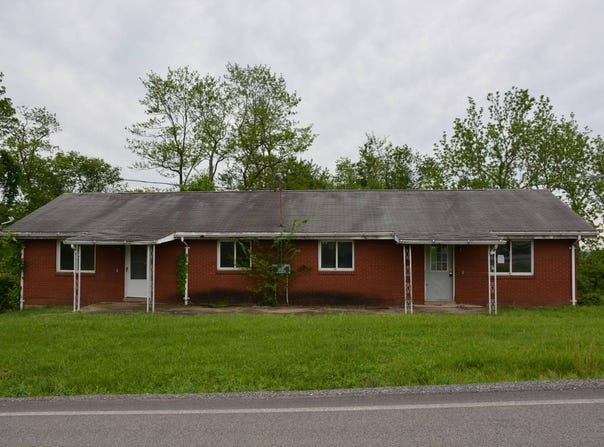 6257 Roberts Ridge Road, Moundsville, WV 26041