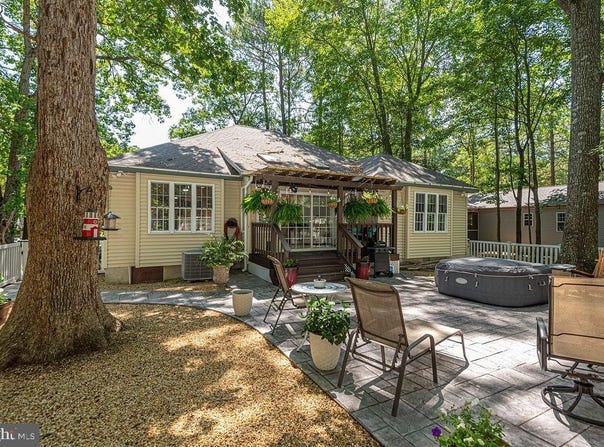 1036 OCEAN PARKWAY, OCEAN PINES, MD 21811