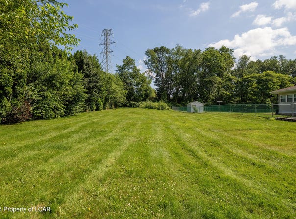 E Thomas Street, Wilkes-Barre, PA 18705