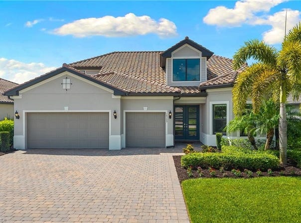 19753 Beechcrest Pl, ESTERO, FL 33928