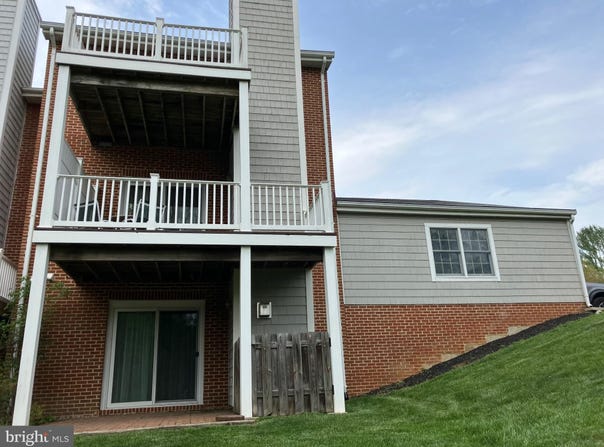 40 IRON MILL GARTH, HUNT VALLEY, MD 21030