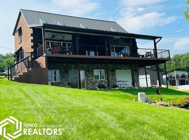 286 Hillcrest Ridge, Montezuma, IA 50171