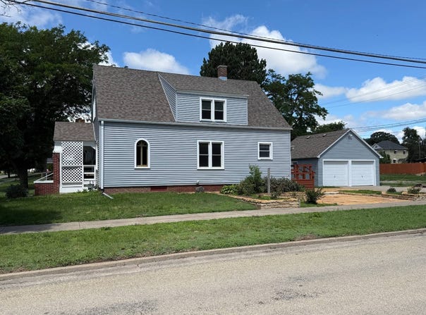 521 E Court St, Beloit, KS 67420