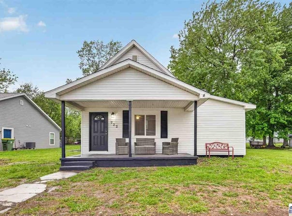 722 N MAIN ST, SULLIVAN, IN 47882