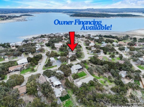 1251 STAGECOACH DR, Canyon Lake, TX 78133-5636