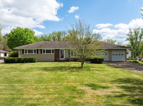 198 CLEARVIEW AVE, Wheeling, WV 26003