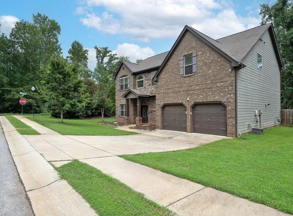 101 Harvest Brook Way, Spartanburg, SC 29301