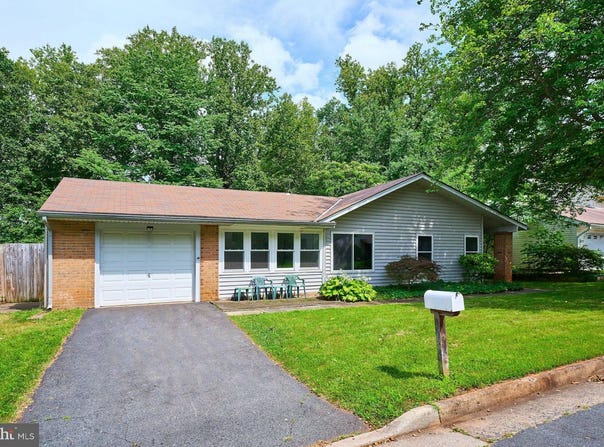 125 AVONDALE DRIVE, STERLING, VA 20164