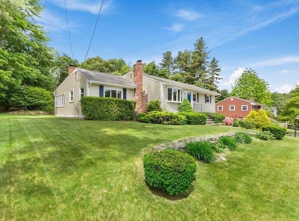 472 Coronation Drive, Franklin, MA 02038