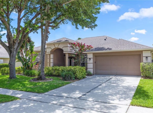 433 WOODCREST STREET, WINTER SPRINGS, FL 32708