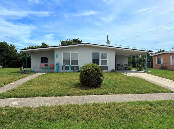 740 FLORAL LANE, PORT CHARLOTTE, FL 33952