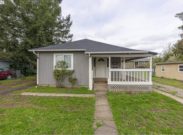 813 SE FORD ST, McMinnville, OR 97128