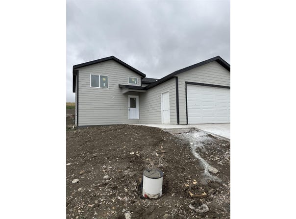 880 Yorktown Blvd., Box Elder, SD 57719