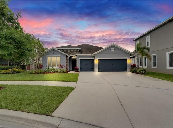 6611 CURRENT DRIVE, APOLLO BEACH, FL 33572