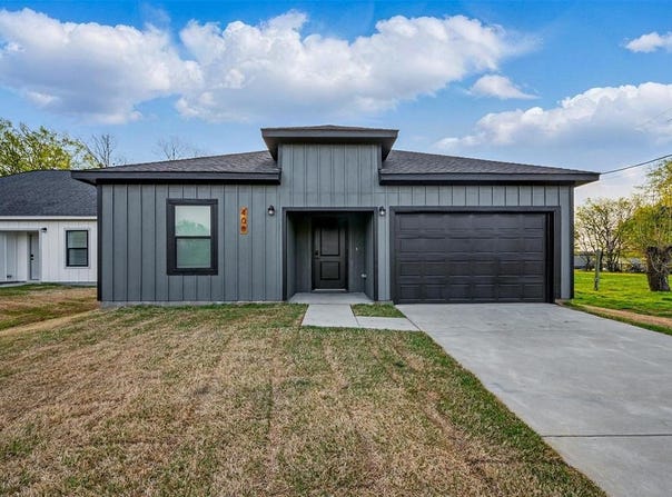 408 Broadway, Whitesboro, TX 76273
