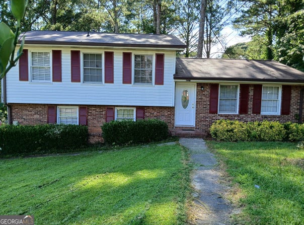 6557 Wendell, Morrow, GA 30260