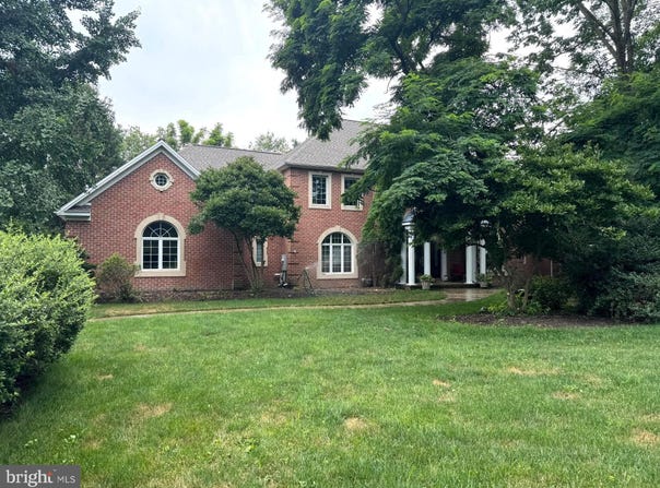 10 SAND PINE COURT, MECHANICSBURG, PA 17050
