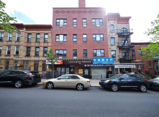462 52nd Street, Brooklyn, NY 11220