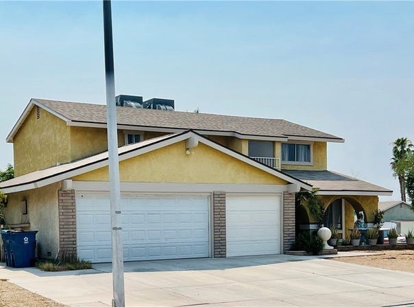 421 Courtney Lane, Las Vegas, NV 89107
