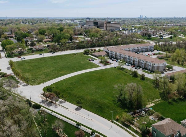7303  Girard St, Omaha, NE 68122
