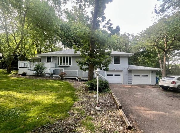 16848 Patricia Lane, Minnetonka, MN 55345