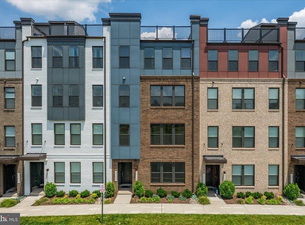 20316 NEWFOUNDLAND Square, ASHBURN, VA 20147